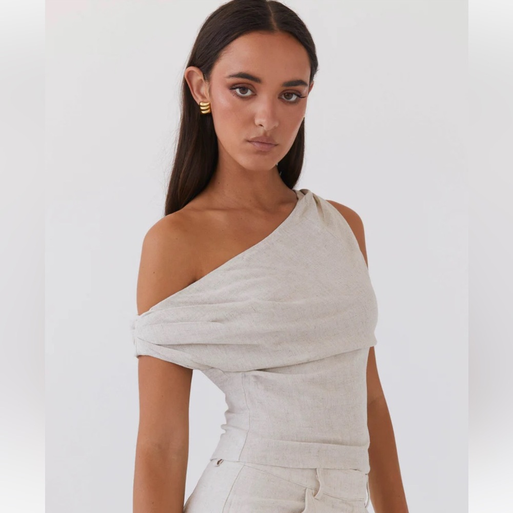 Peppermayo Marissa Linen One Shoulder Top - Oatmeal
